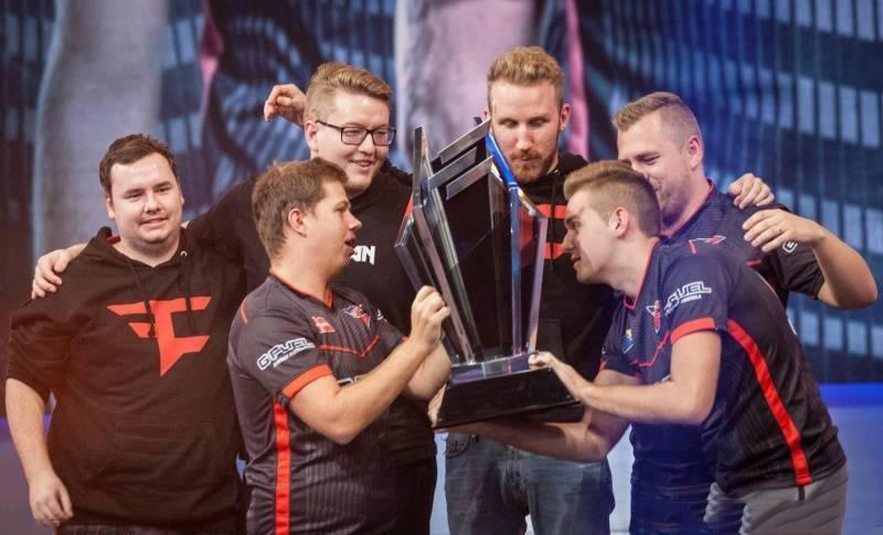 主播遇到宁王开喷，下盘宁王在对面将其打爆，舒服了